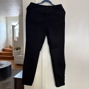 YMI Women's Black Skinny Jeans